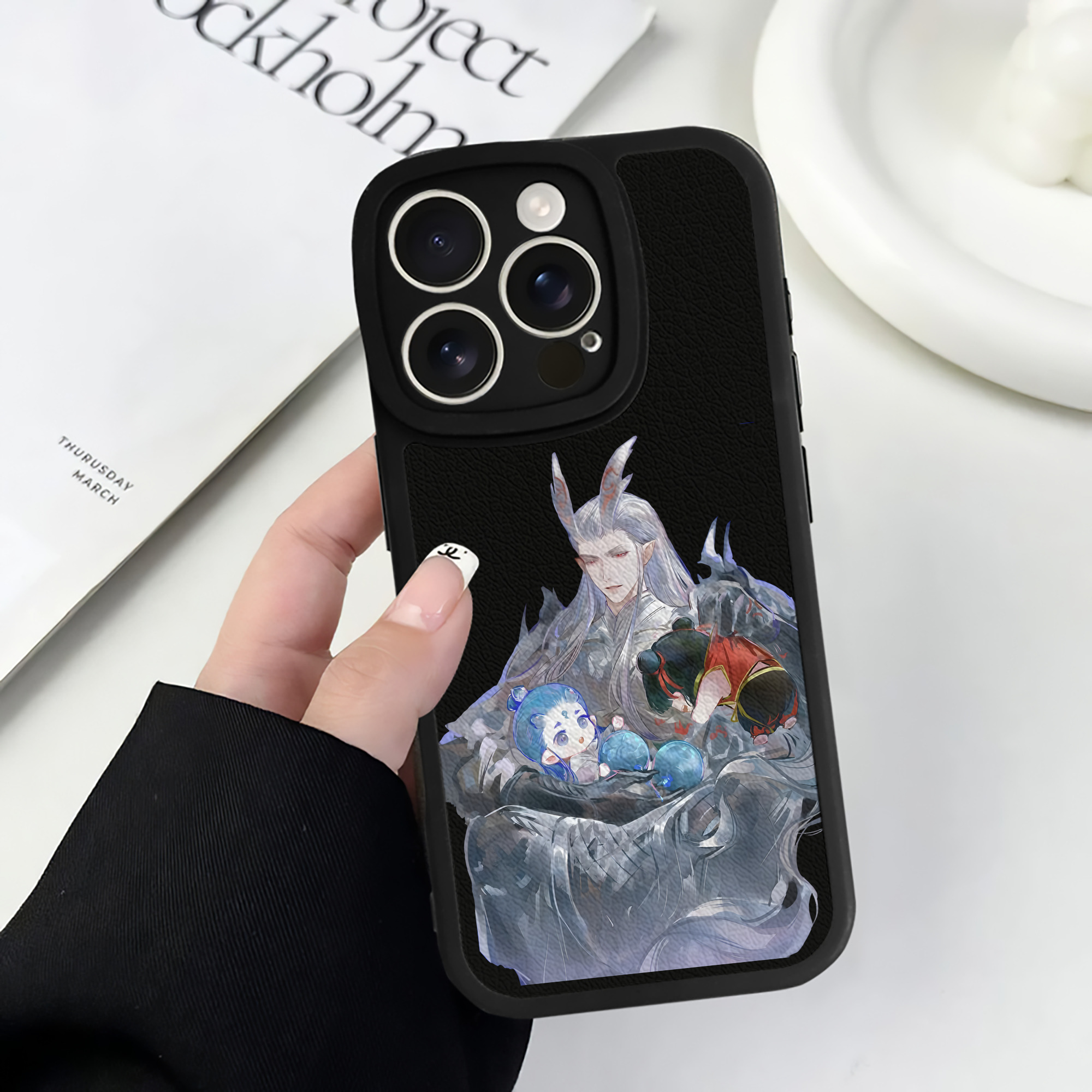 （画像用） Ne Zha 2 ナタ 魔童の大暴れ 【iPhone 16シリーズ対応】シリコンスマホケース（レザー調） 材質：シリコン